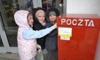 11.04.2025 poczta Wielkanocne kartki wysyłamy Gr. Zaj 1