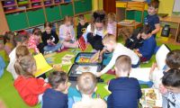18.02.2025 r. Spotkanie z Panią z Biblioteki w gr. Sarenki i Zajączki 1