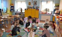 18.02.2025 r. Spotkanie z Panią z Biblioteki w gr. Sarenki i Zajączki 1
