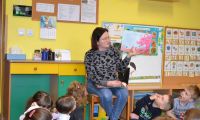 Zajęcia czytelnicze z Pania UrszuląGr. Sarenki 1