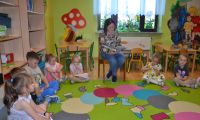 16.05.2024 r. Spotkanie edukacyjne z Panią z Biblioteki Miejskiej Zajaczki i Sarenki 1