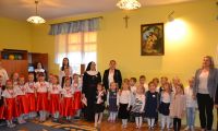 Szkoła do Hymnu