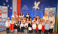 Szkoła do Hymnu